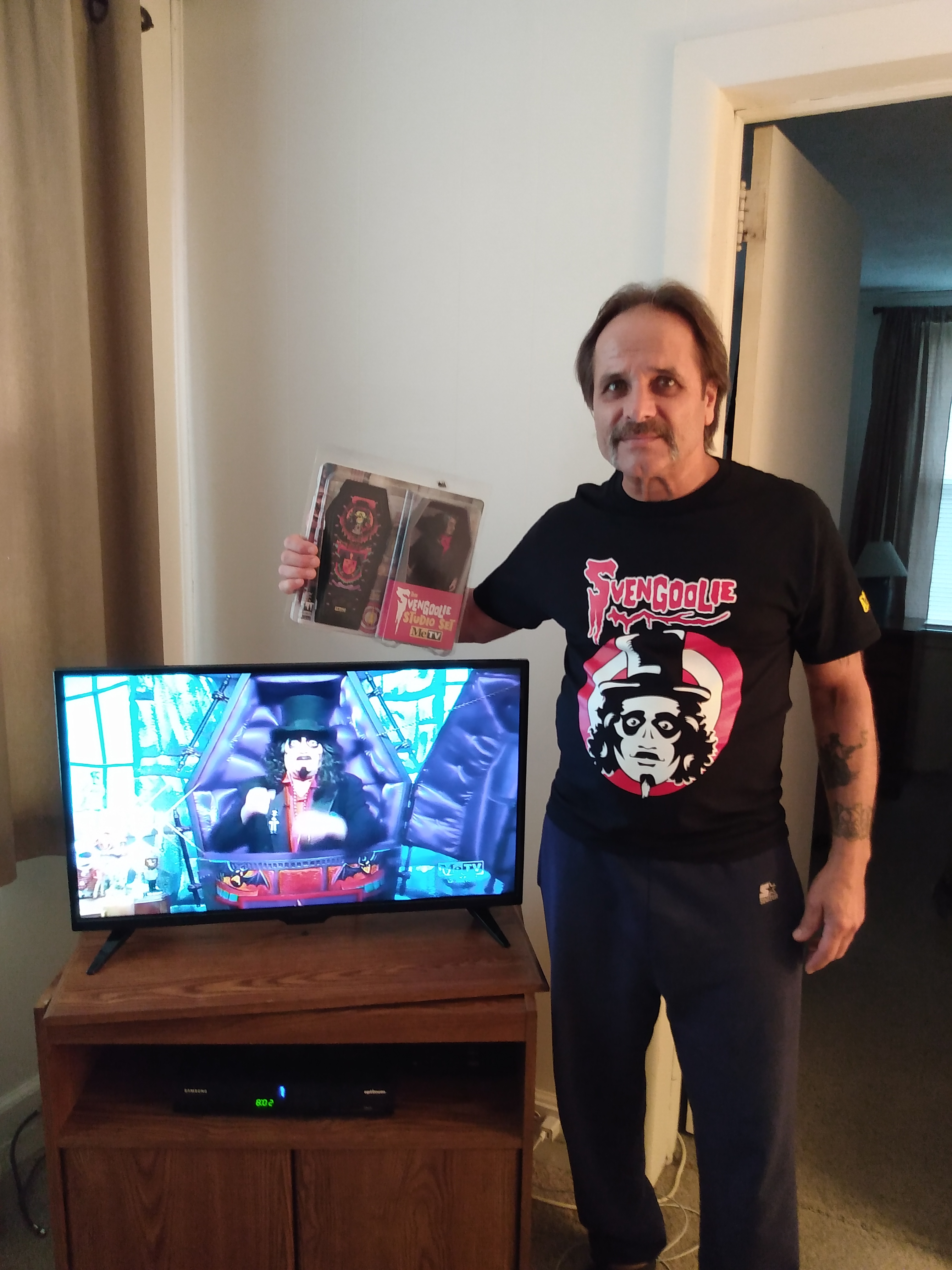 What Is On Svengoolie Tonight At 7 Pm - 6vl0tpy